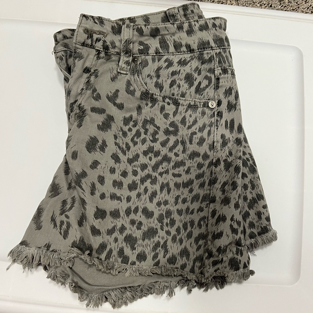 KanCan leopard shorts